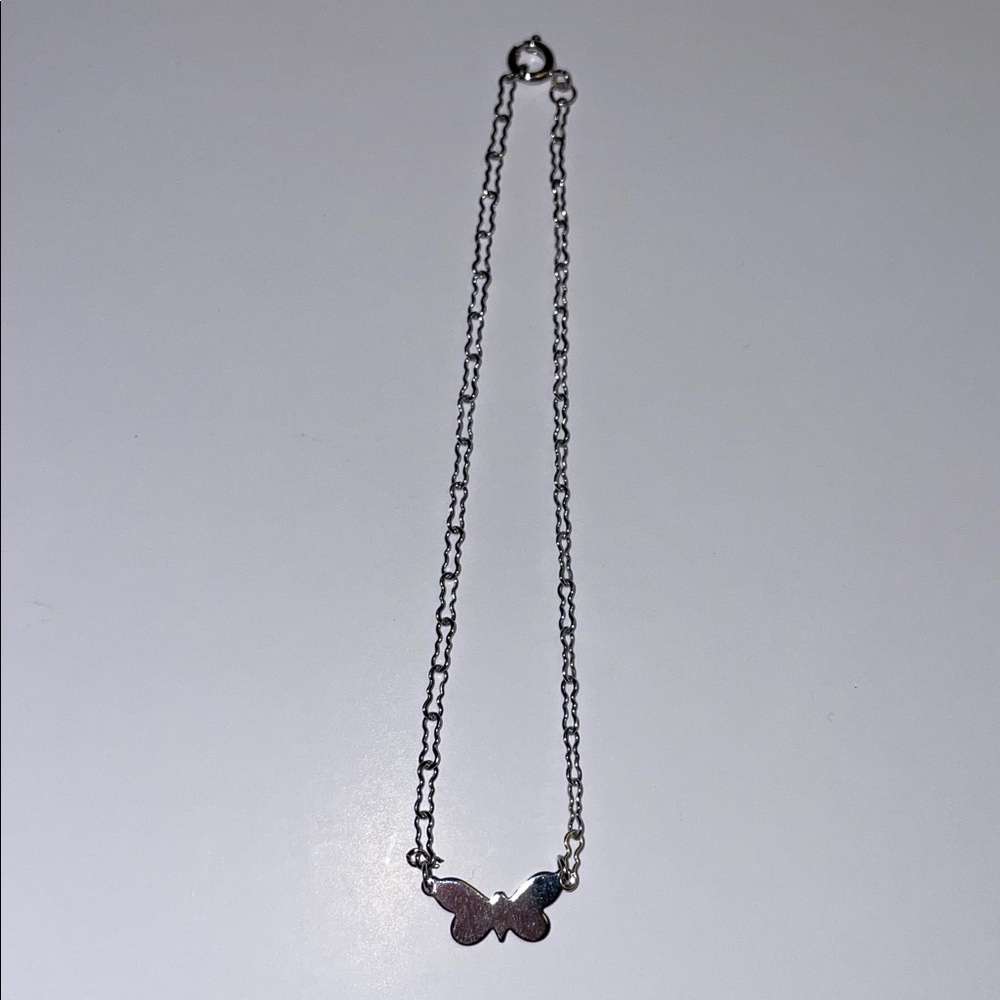 Vintage 1970’s dainty Silver Butterfly Pendant Ankle Bracelet - Picture 3 of 3